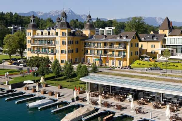 teamazing-erlebnisbuilding-schlosshotel-velden-view